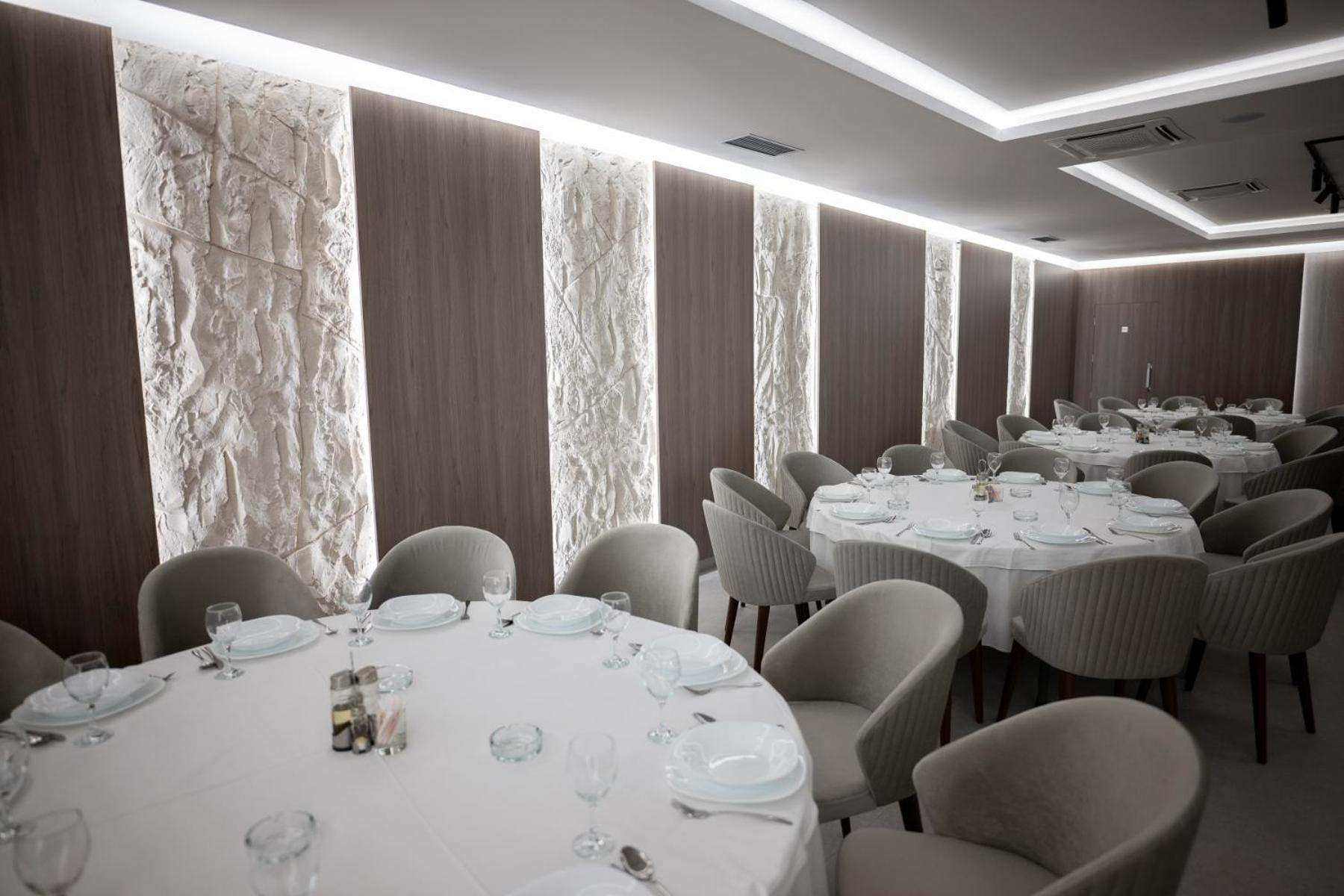 Hotel In Zepce Luaran gambar