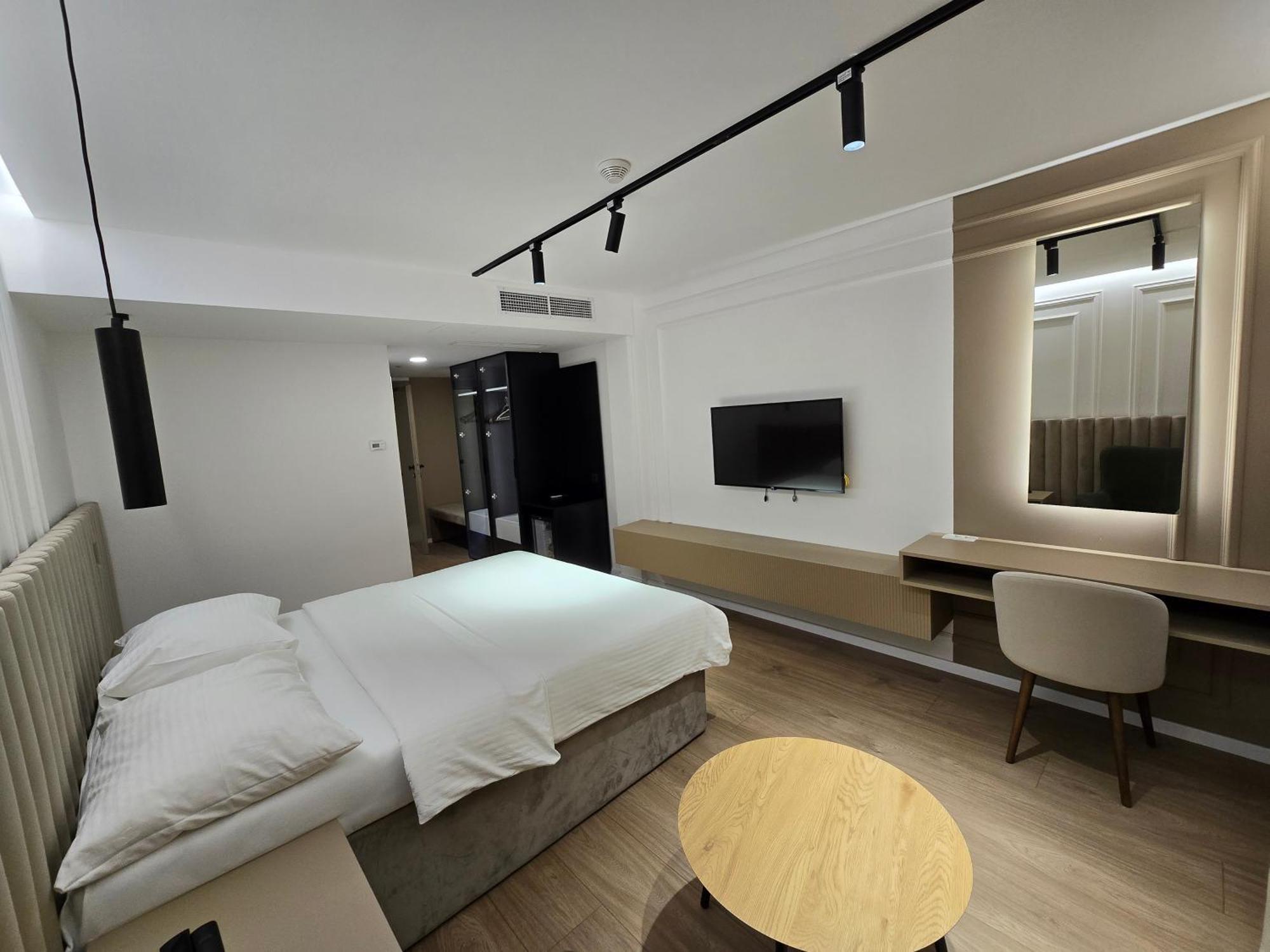 Hotel In Zepce Luaran gambar