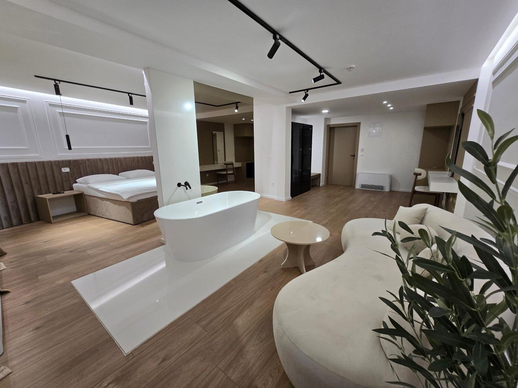 Hotel In Zepce Luaran gambar